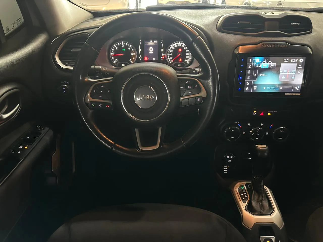 Jeep Renegade Longitude — foto 9