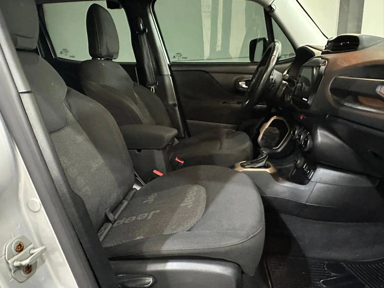 Jeep Renegade Longitude — foto 11