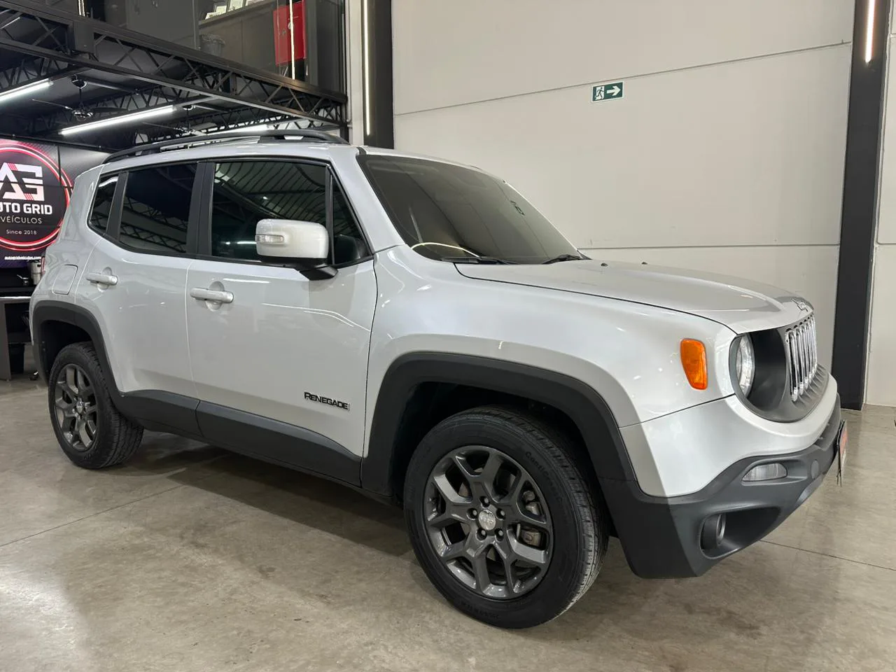 Jeep Renegade Longitude — foto 4