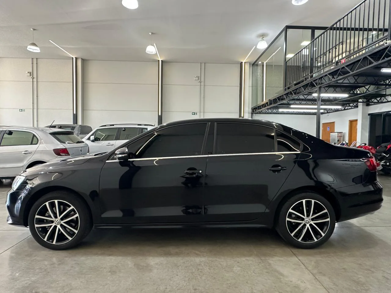 Volkswagen JETTA — foto 4