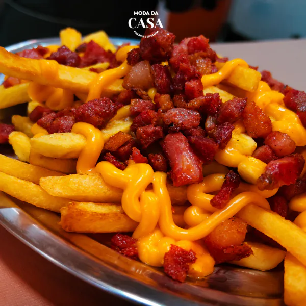 Batata c/ Cheddar e Bacon -  Média 700g