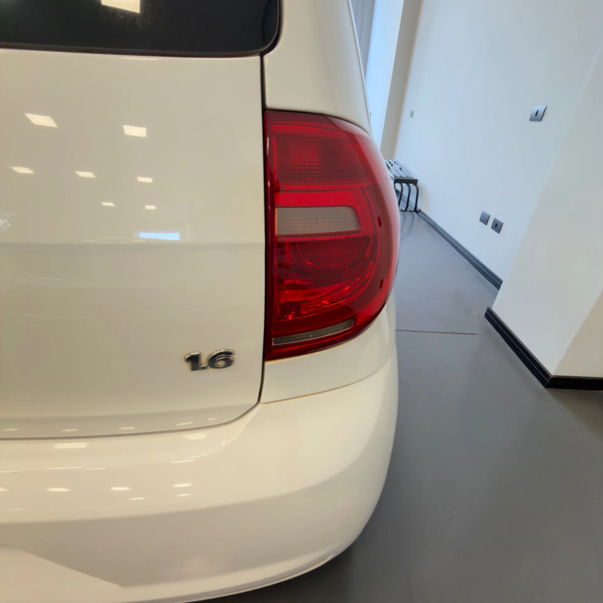 Volkswagen FOX — foto 7