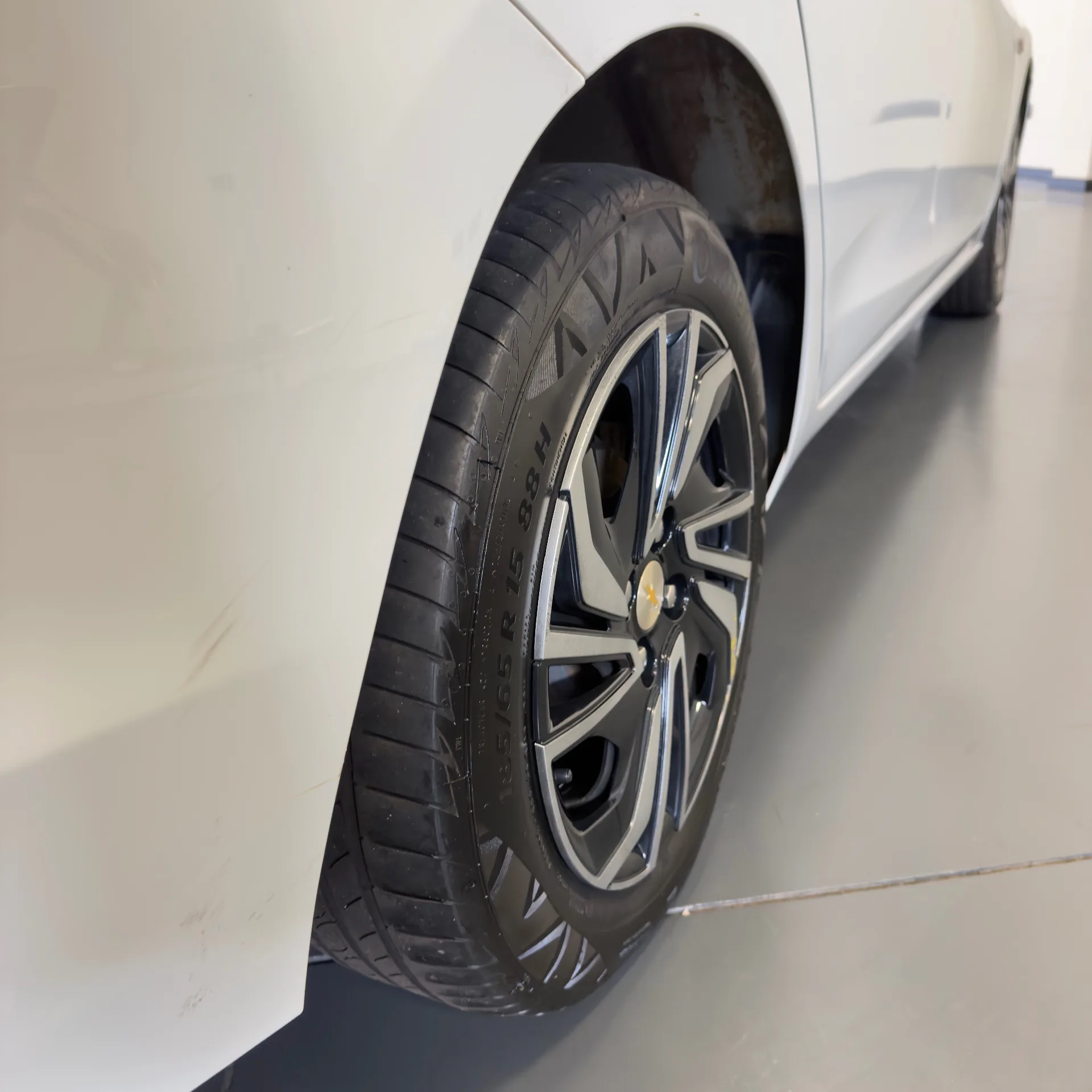 Chevrolet Onix — foto 17