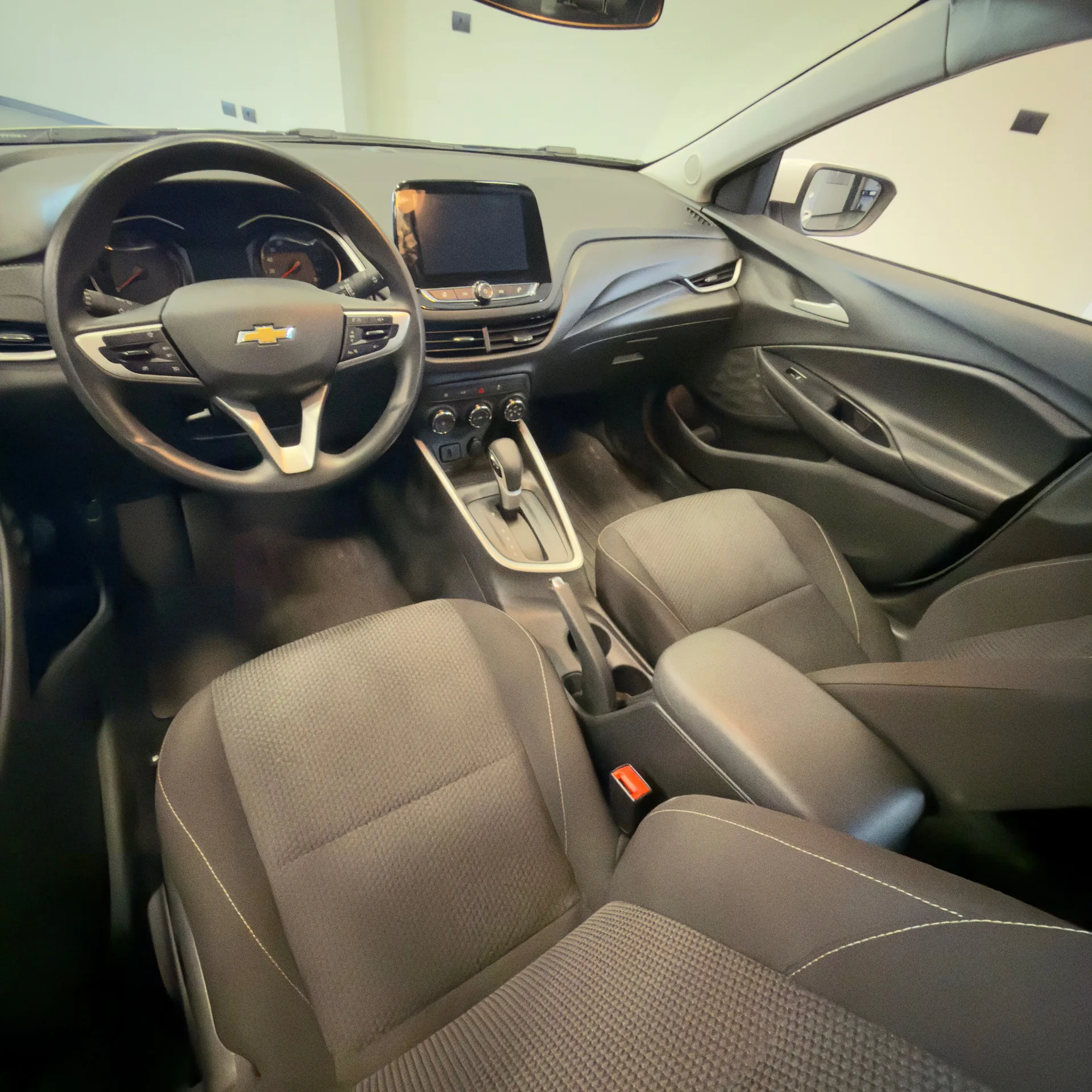 Chevrolet Onix — foto 4