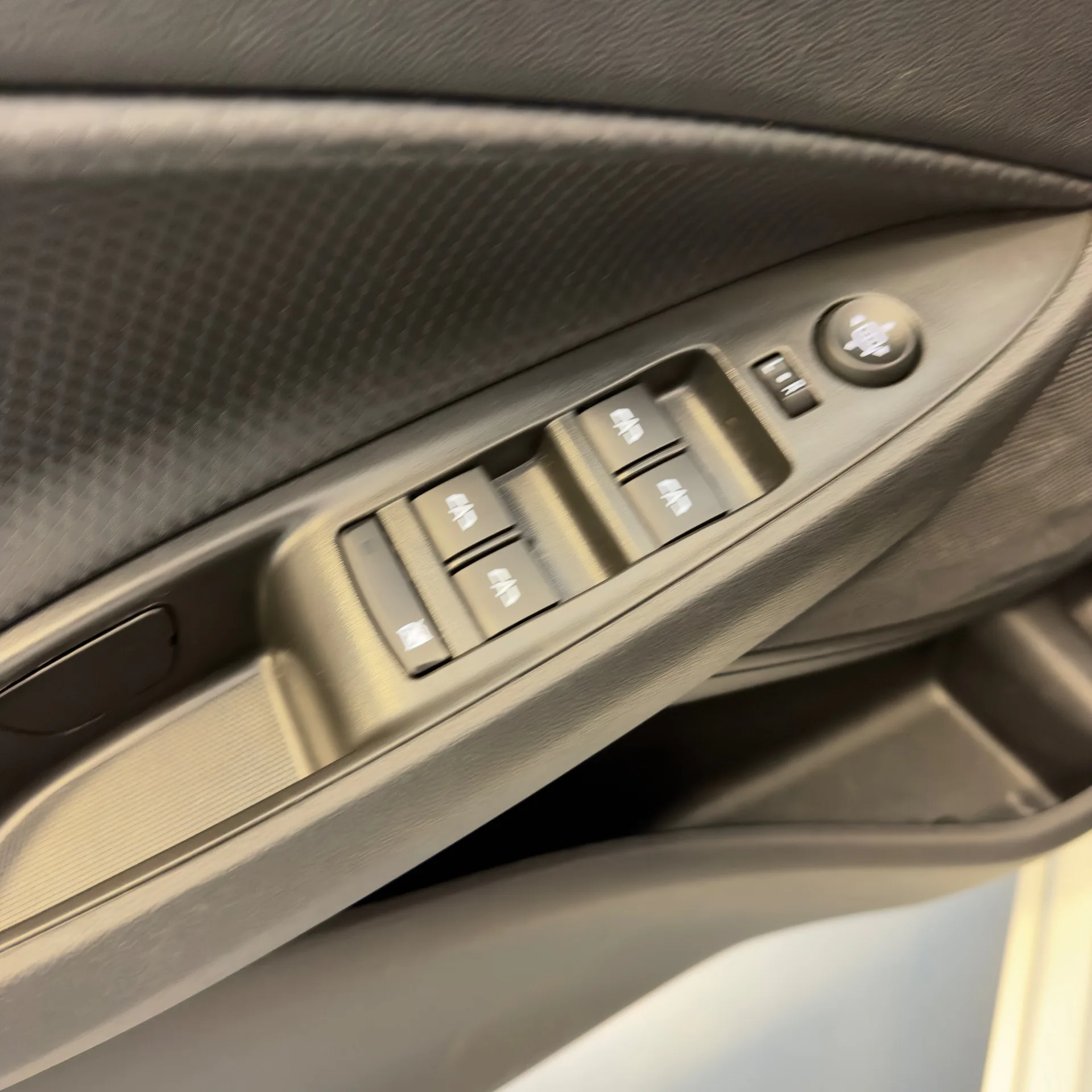 Chevrolet Onix — foto 5
