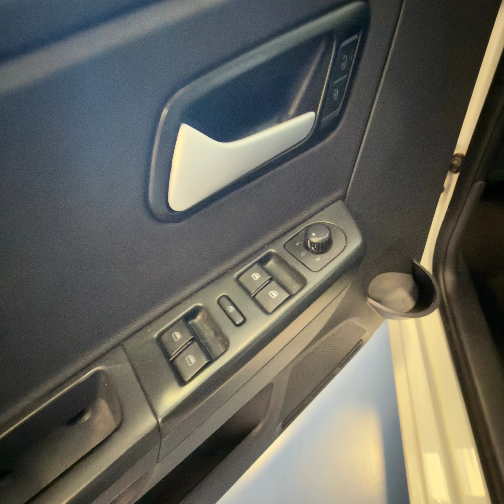 Volkswagen FOX — foto 4