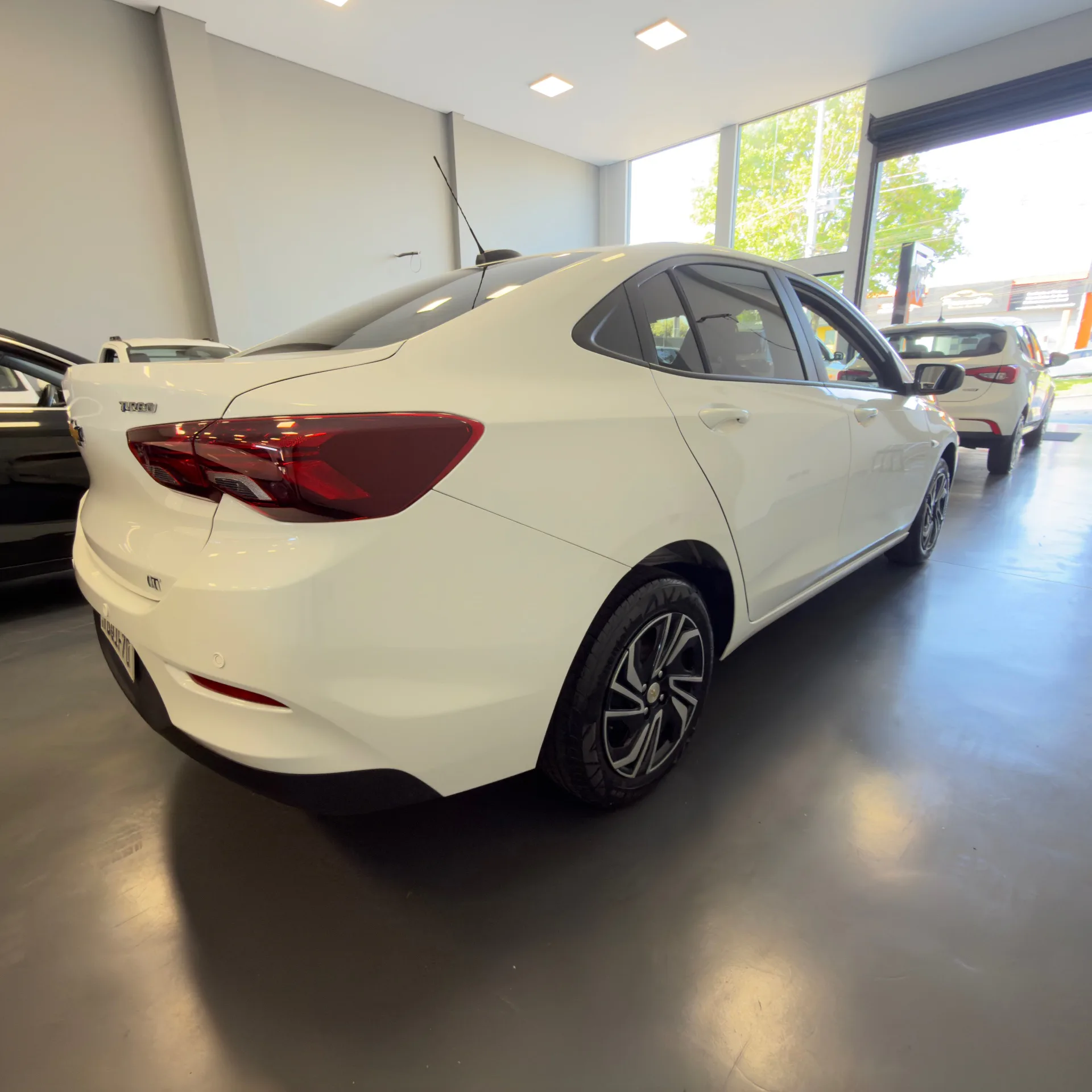 Chevrolet Onix — foto 12