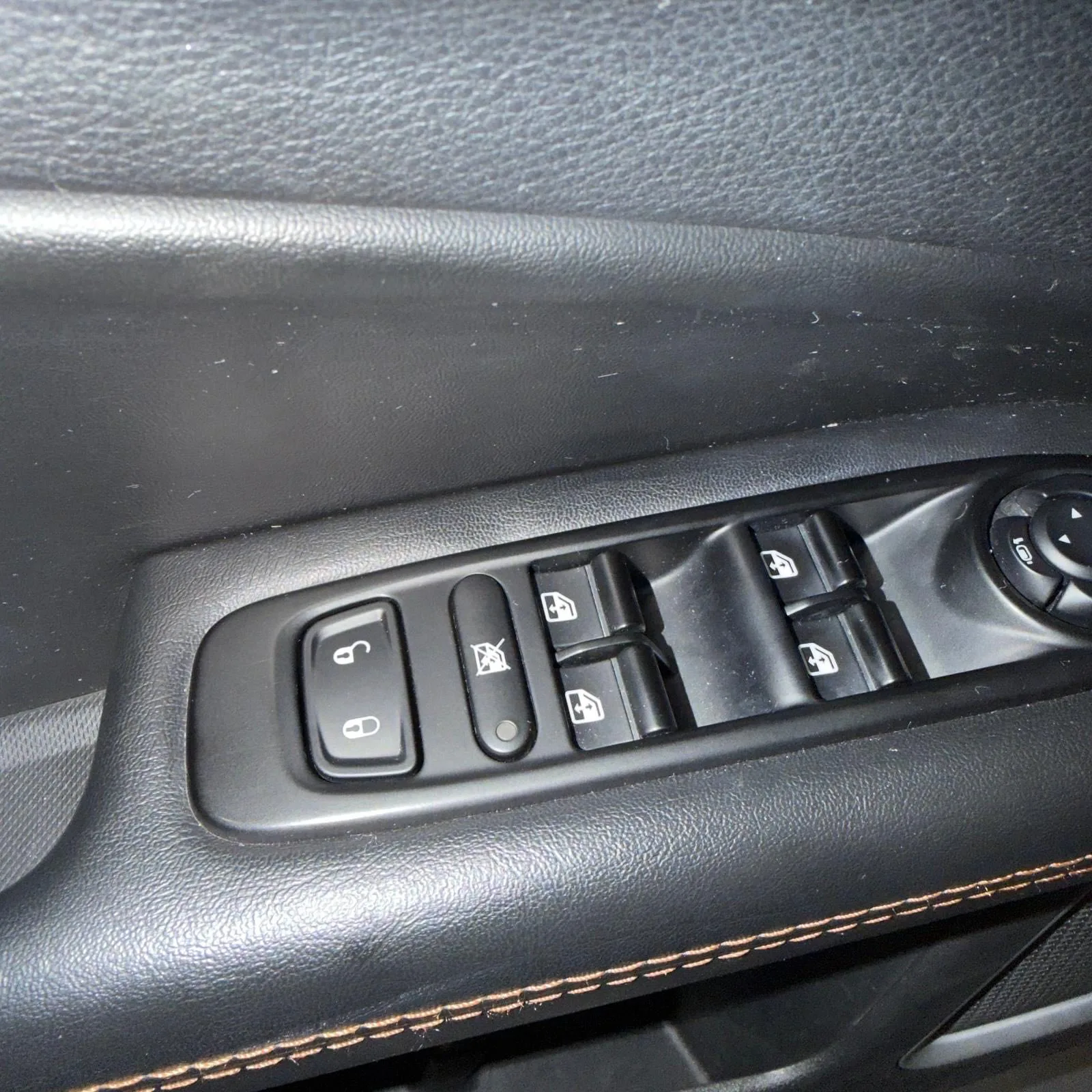 Jeep Compass — foto 6