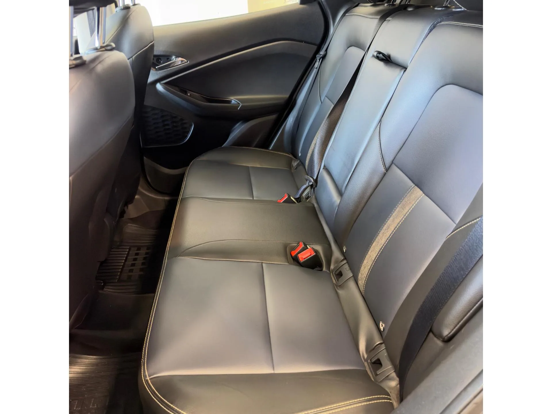 Chevrolet Tracker — foto 9