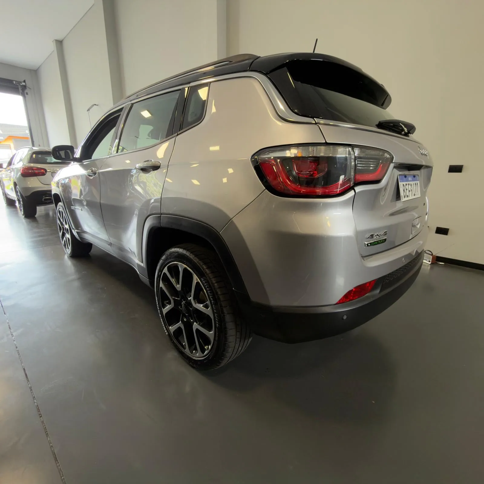 Jeep Compass — foto 8