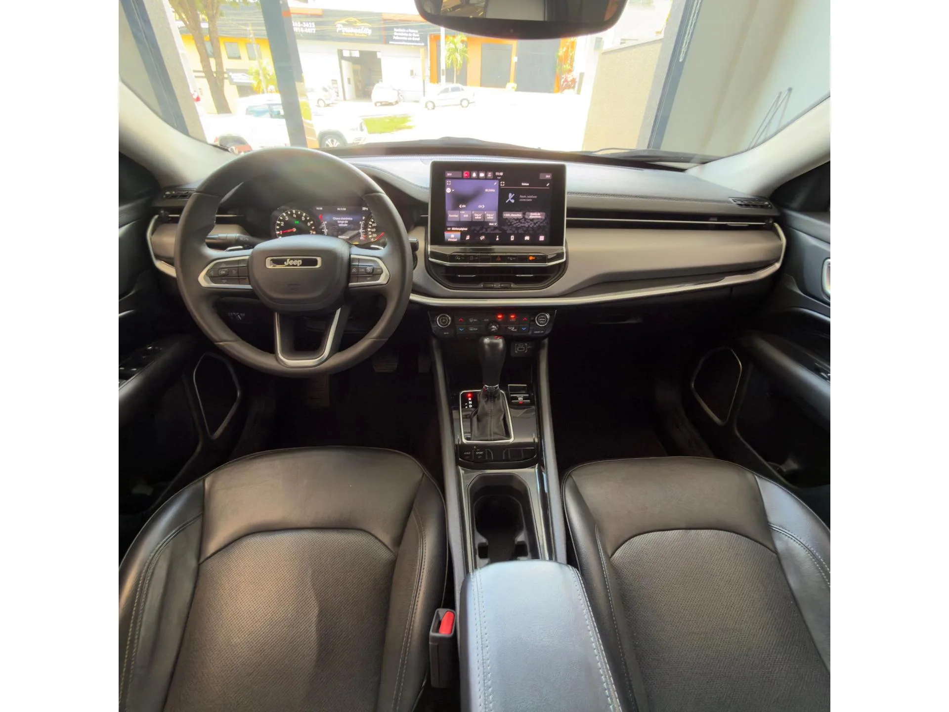 Jeep Compass — foto 15