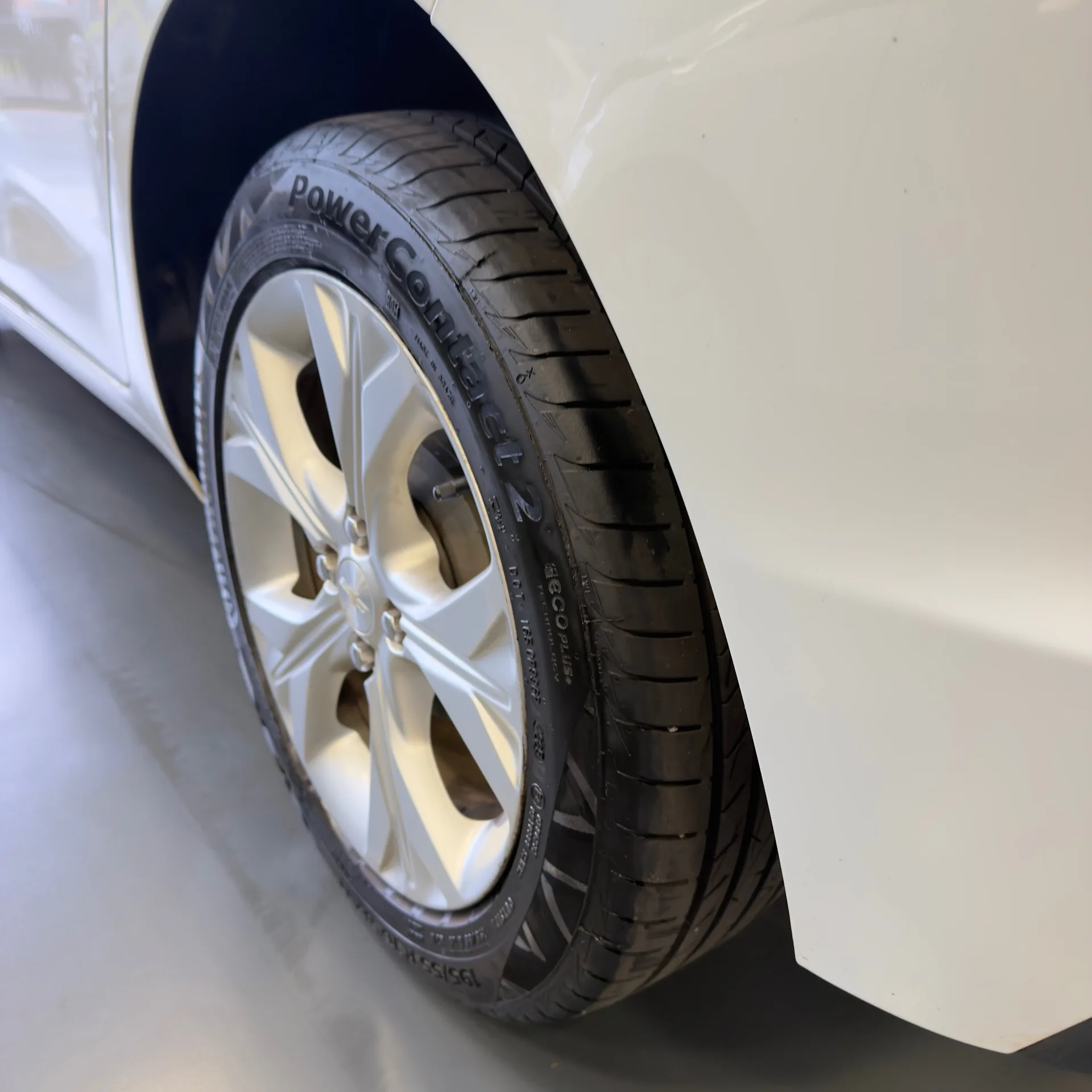 Chevrolet Onix — foto 8
