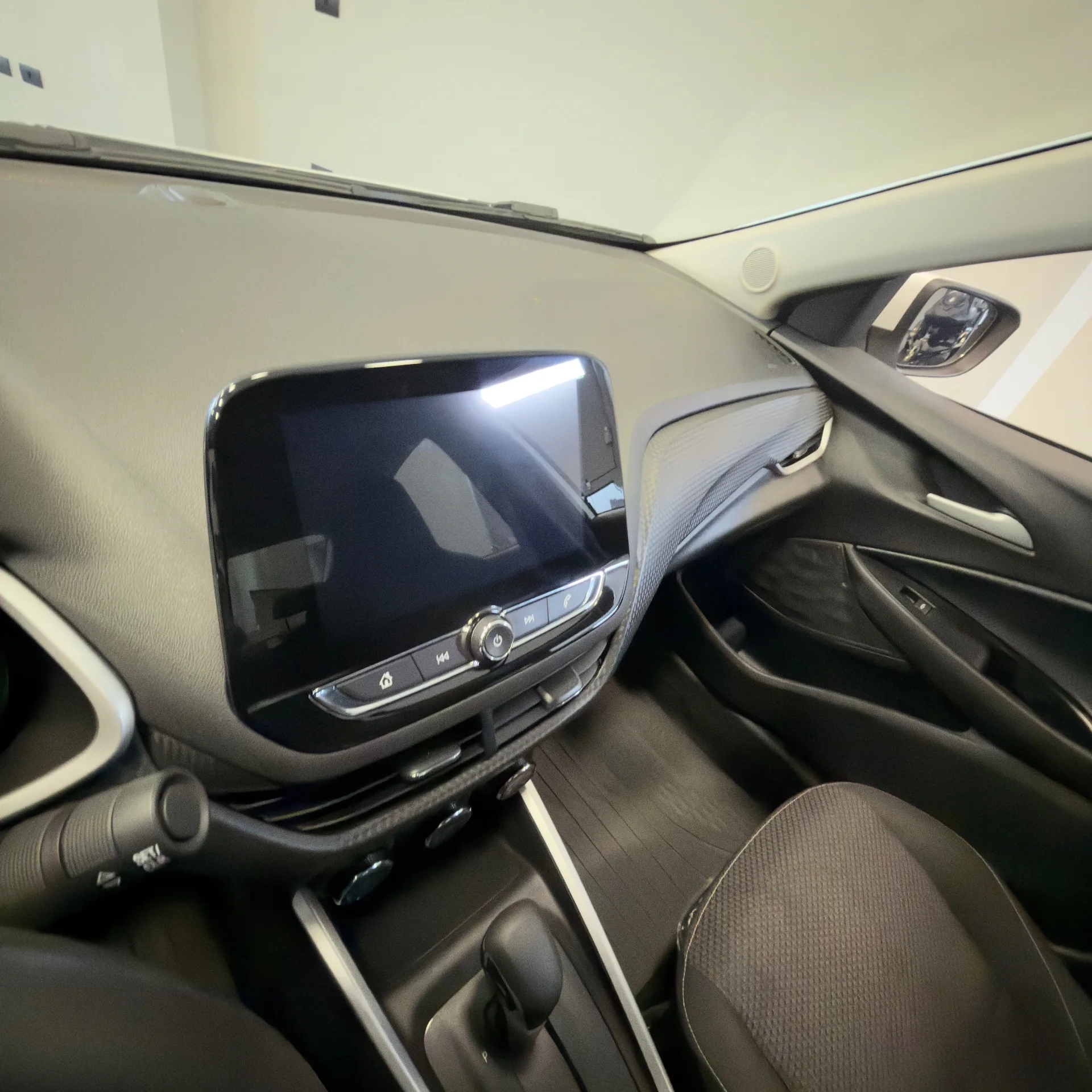Chevrolet Onix — foto 8