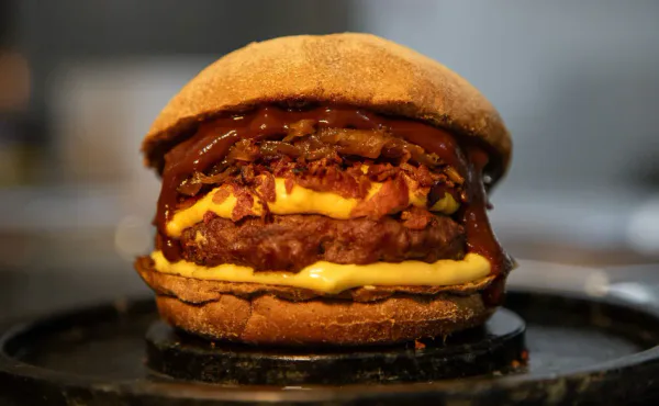 QUEEN CHEDDAR MELT