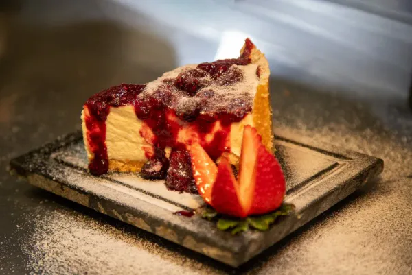 CHEESECAKE FRUTAS VERMELHAS