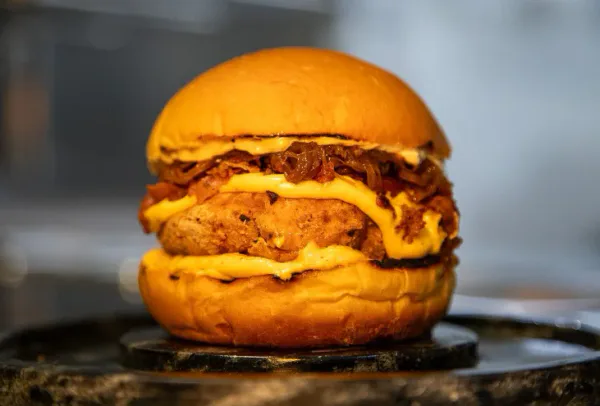 CHICKEN MELT